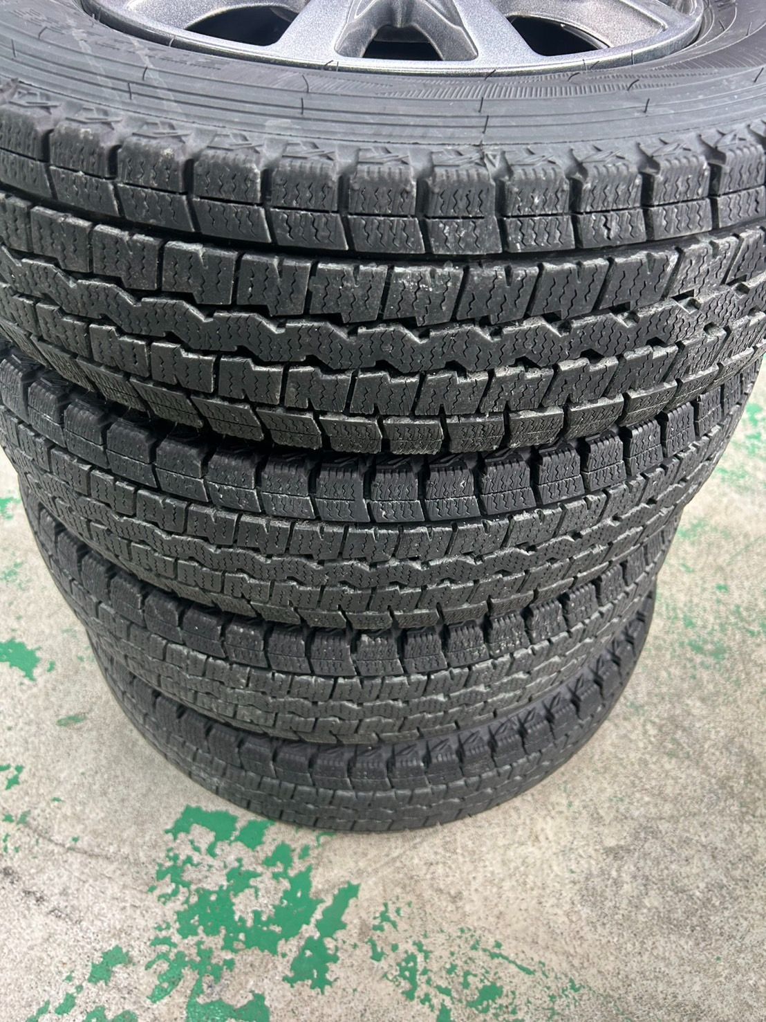 ★【ホンダ軽トラ・軽バン等へ！】ダンロップ　WINTERMAXX　WM01　145R12LT　６PR　送料無料！！ ☆ホンダ軽トラ・軽バン等へ！ダンロップ WINTERMAXX WM01