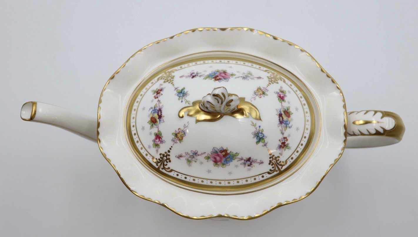 ロイヤルクラウンダービー ROYAL CROWN DERBY ロイヤルアントワネット