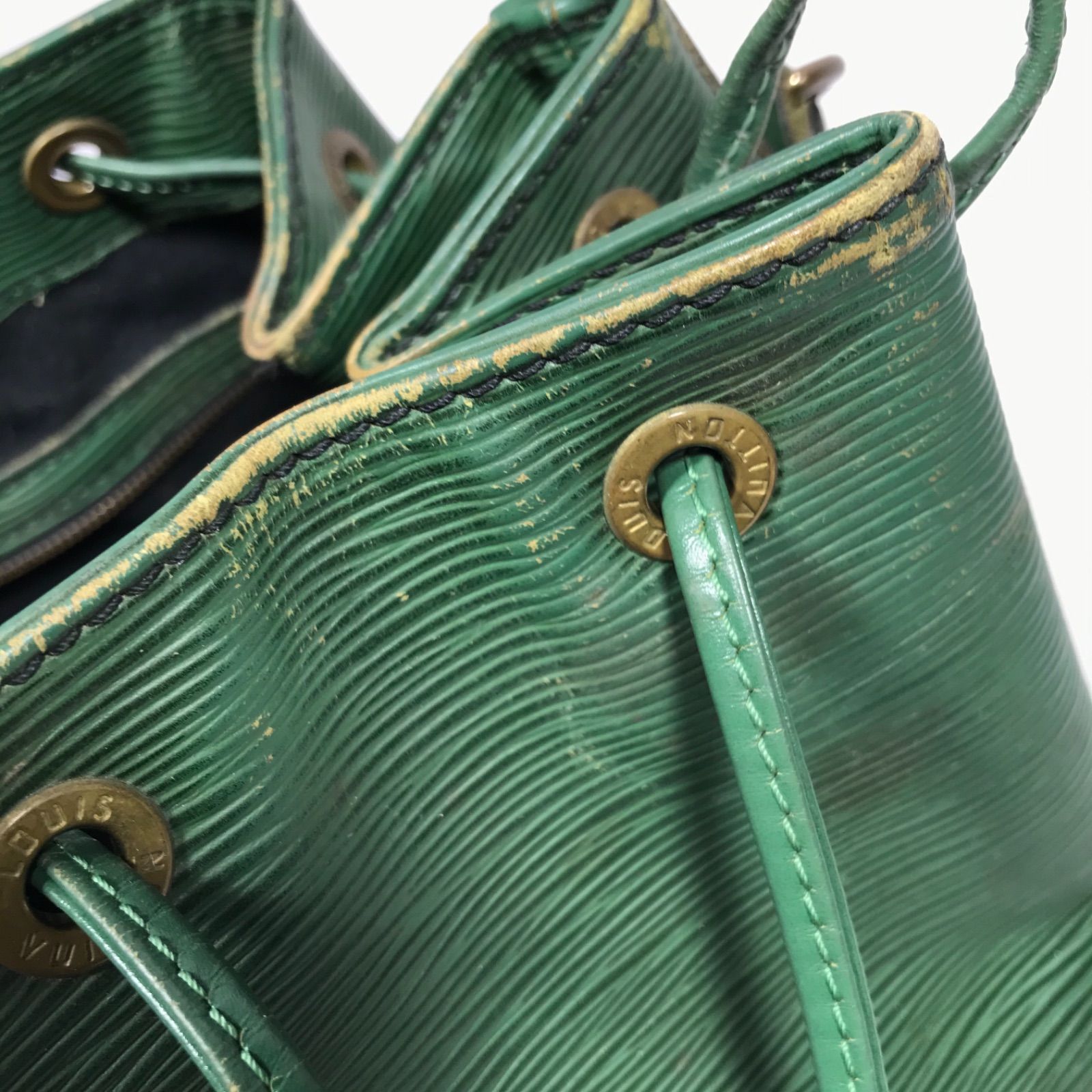 FG0414-2-3 LOUIS VUITTON ルイヴィトン プチノエ エピ ハンド