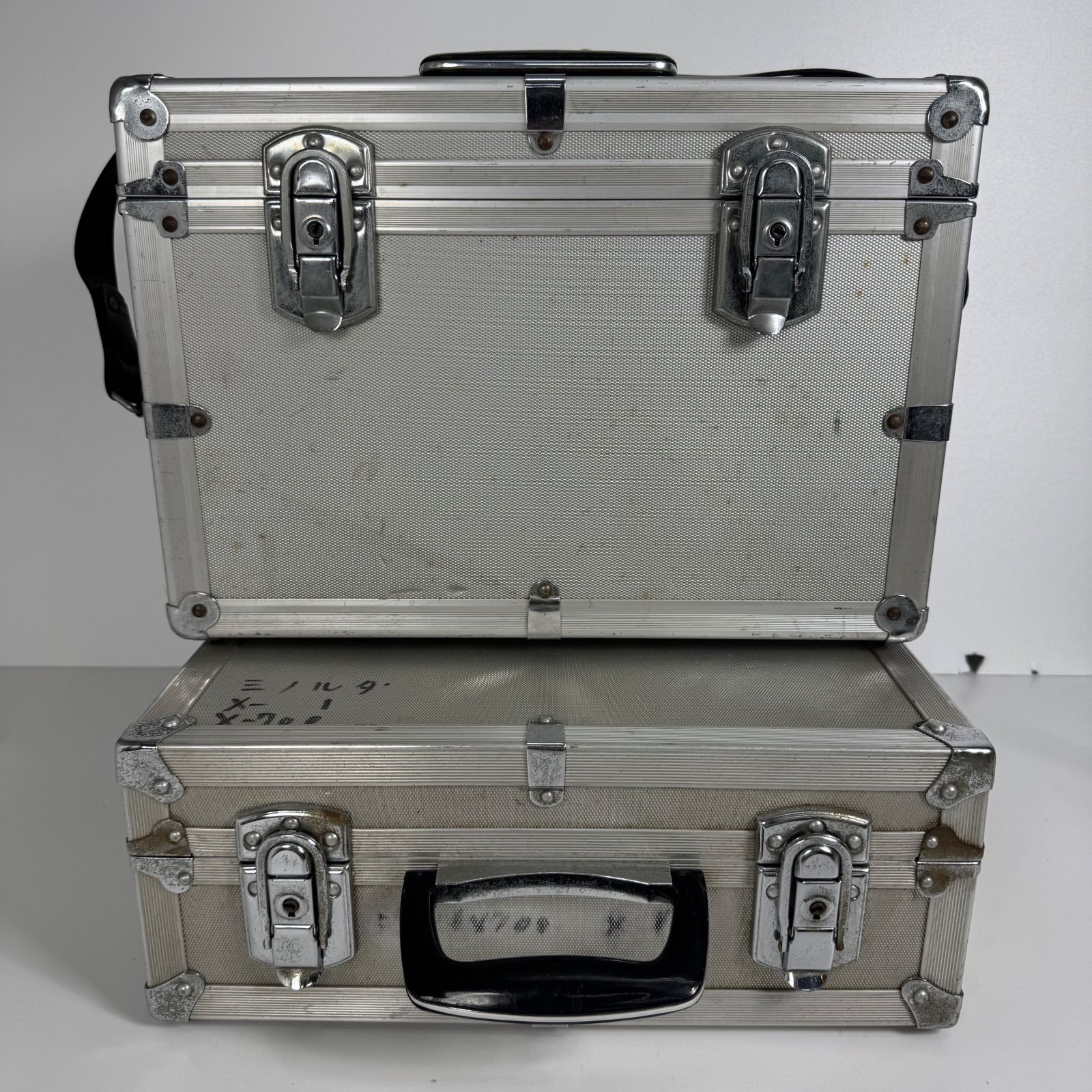 アルミカメラケース 2個セット 中仕切りスポンジ加工品 カメラ