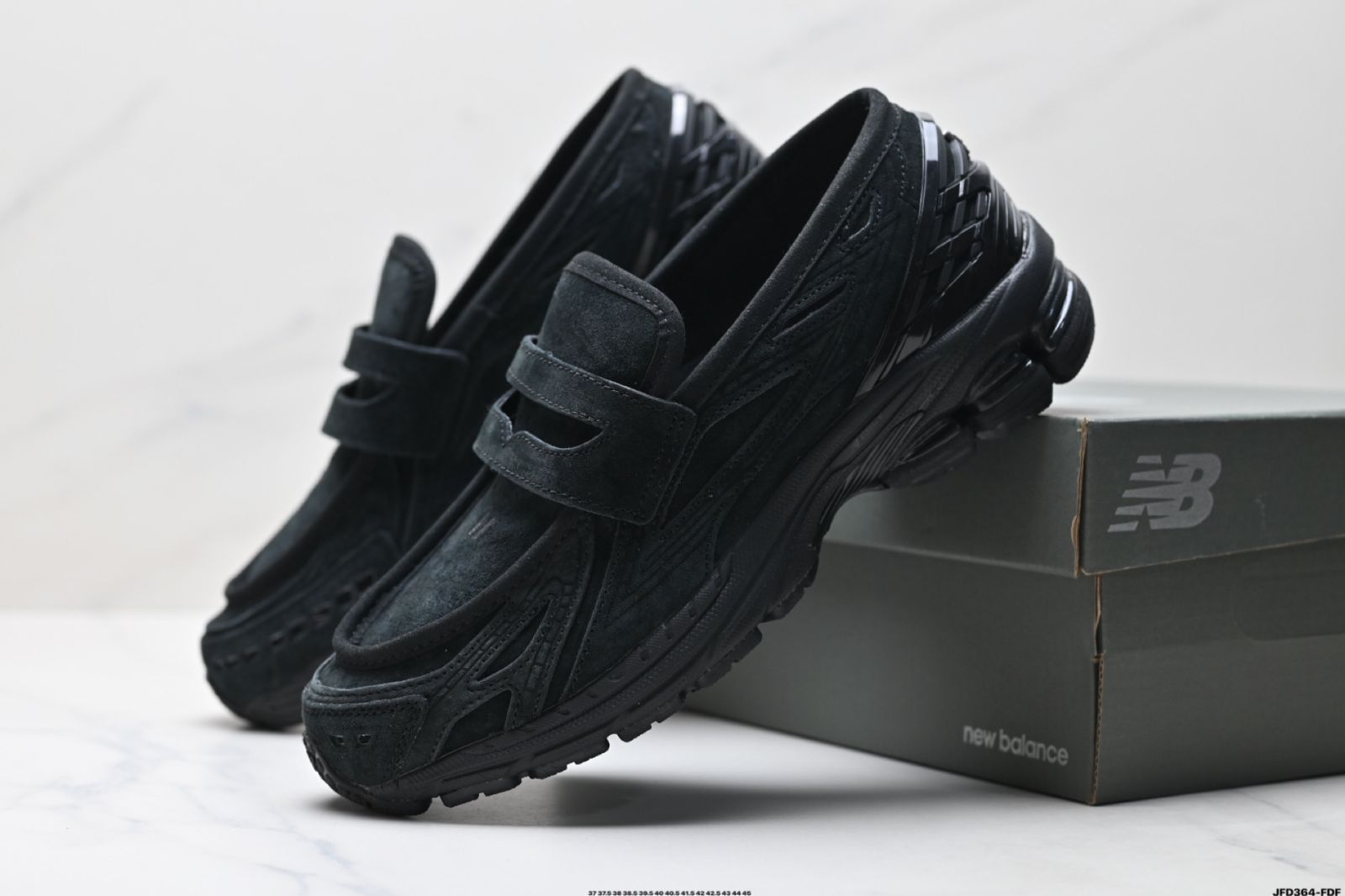 New Balance1906Lニューバランス1906Lブラックスウェード箱付き New Balance1906Lニューバランス1906Lブラックスウェード箱付き New