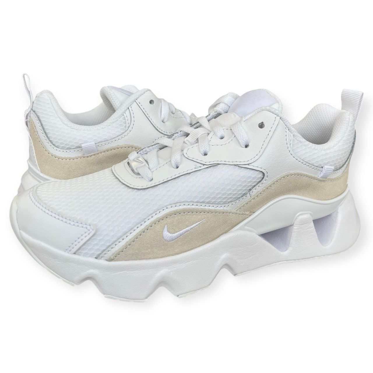RYZ365 II White/White CU4874-100 ナイキ スニーカー 厚底 レディ ー 
