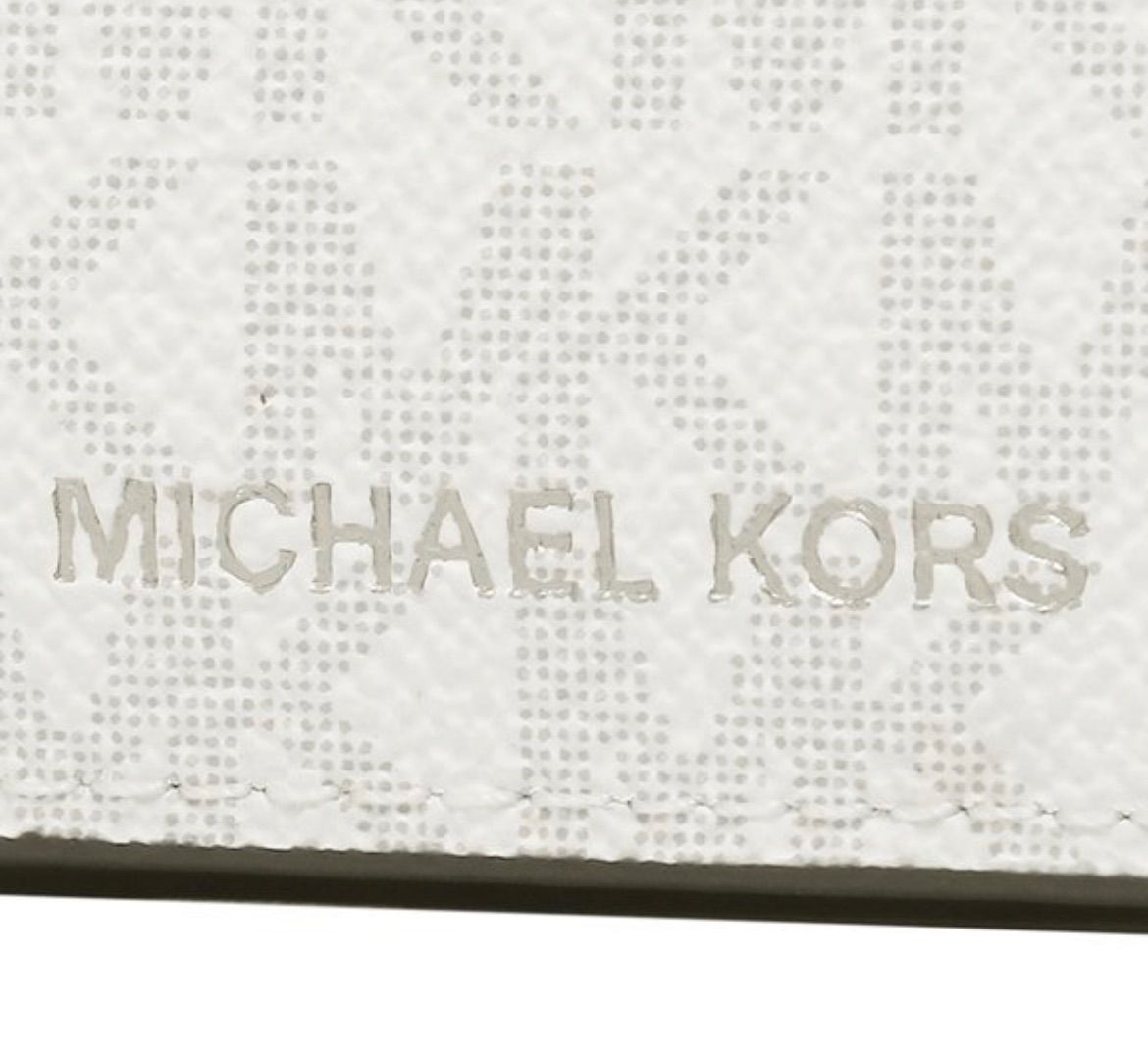 MICHAEL KORS Bright White 二つ折り財布 MICHAEL KORS ホワイト 二つ折り財布 - メルカリ