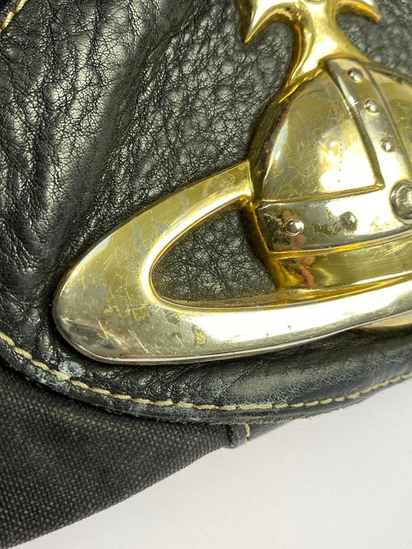 Westwood ヴィヴィアンウエストウッド