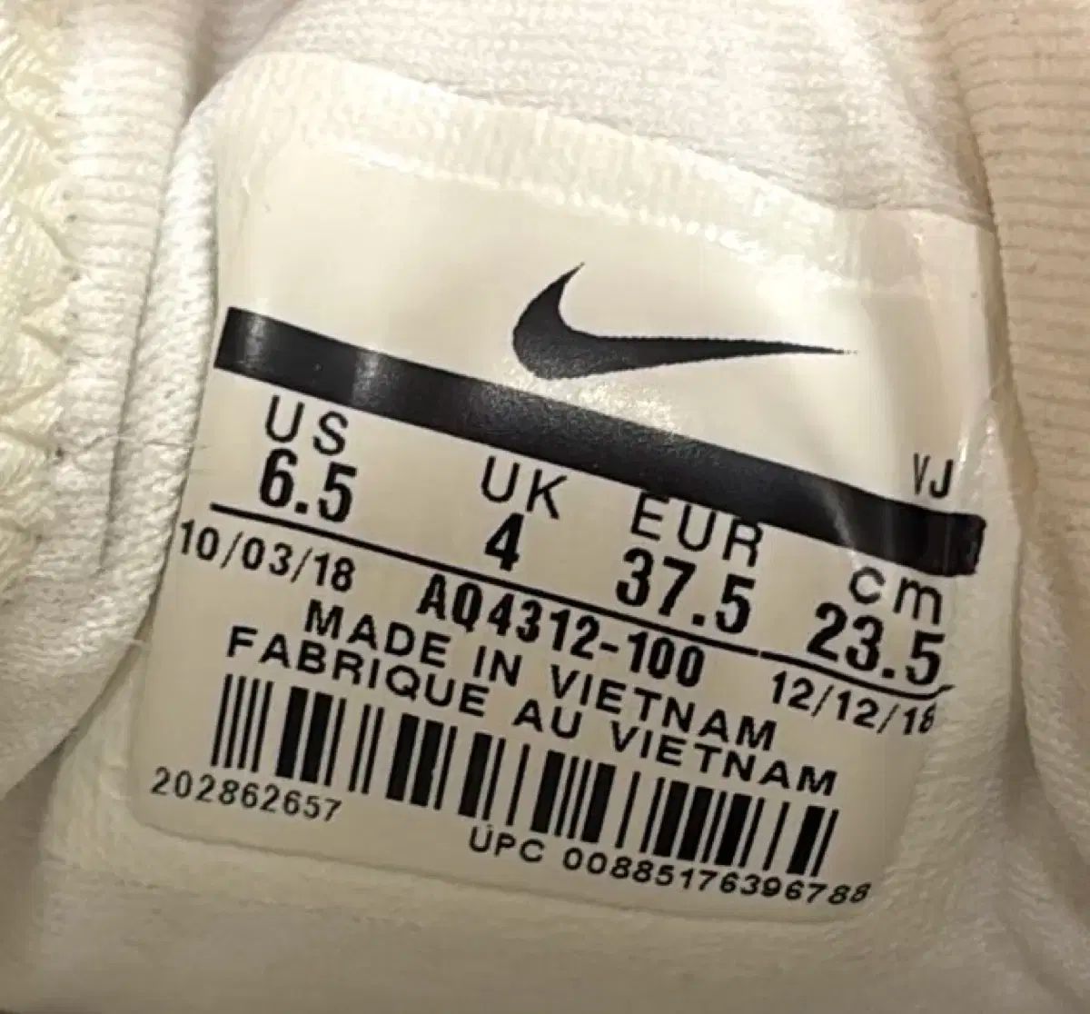 NIKE ナイキ エアマックス ディア サミット 白 黒 レディース ランニングシューズ スニーカーズ AQ4312 HRDEVELOPMENT_JP