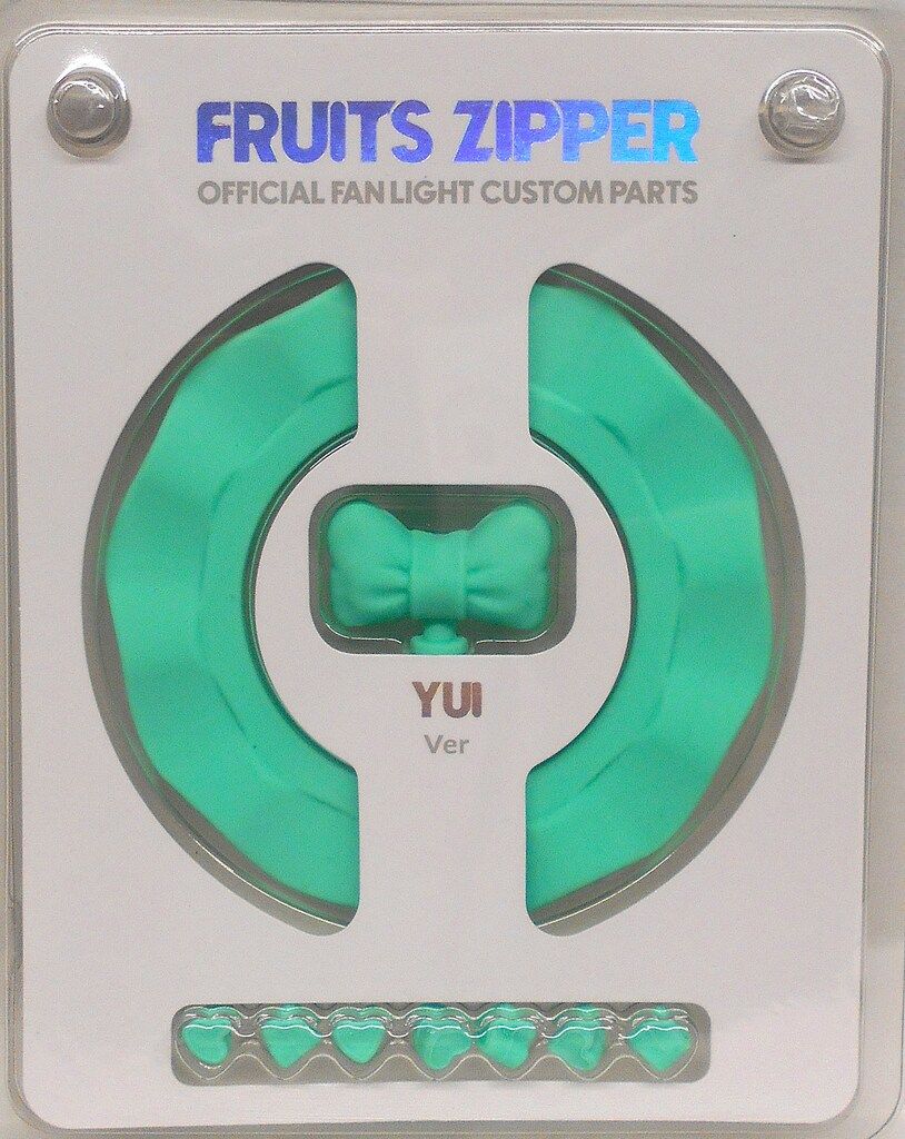 FRUITS ZIPPER OFFICIAL FAN LIGHT 箱付き 新品未開封 FRUITS ZIPPER OFFICIAL FAN LIGHT ペンライト