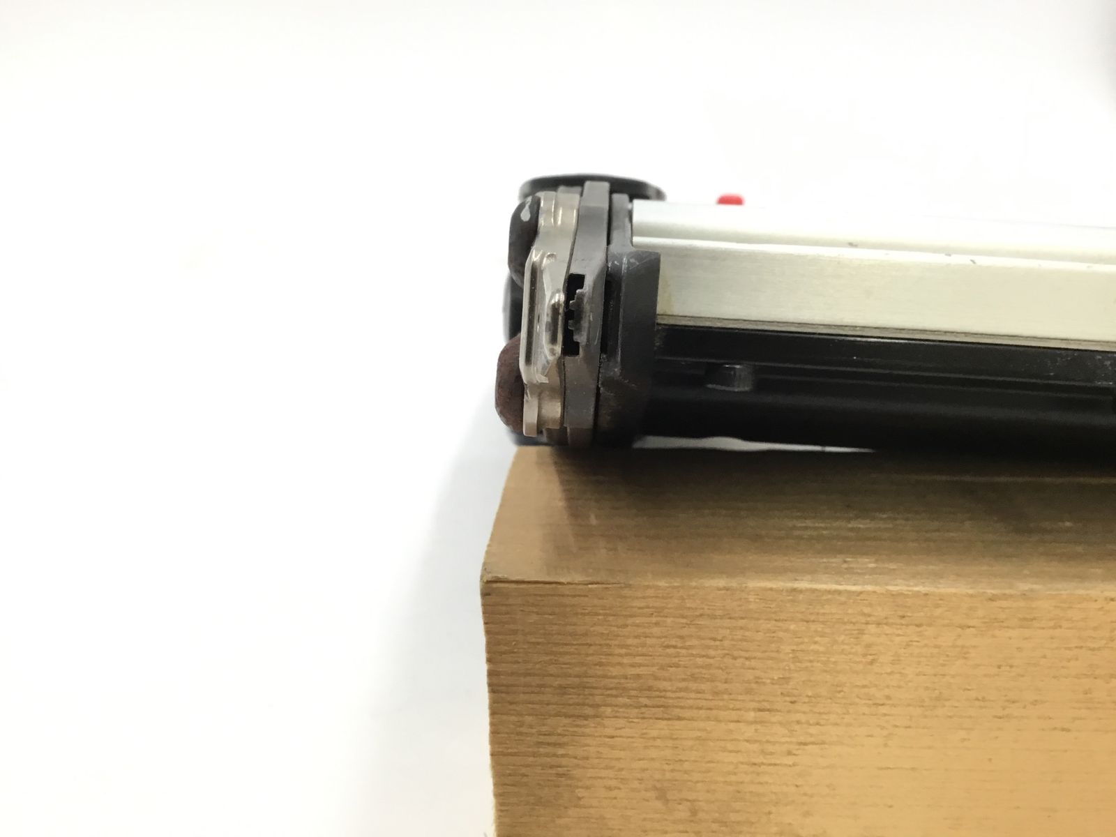 HiITACHI|日立 高圧ピン釘打機