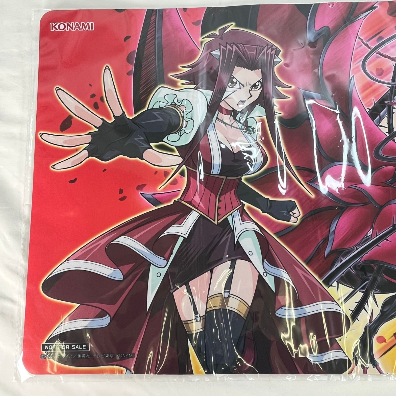 未開封 ブラッド・ローズ・ドラゴン プレイマット 遊戯王 十六夜アキ 遊戯王 特製デュエルフィールド プレイマット 十六夜アキ＆黒
