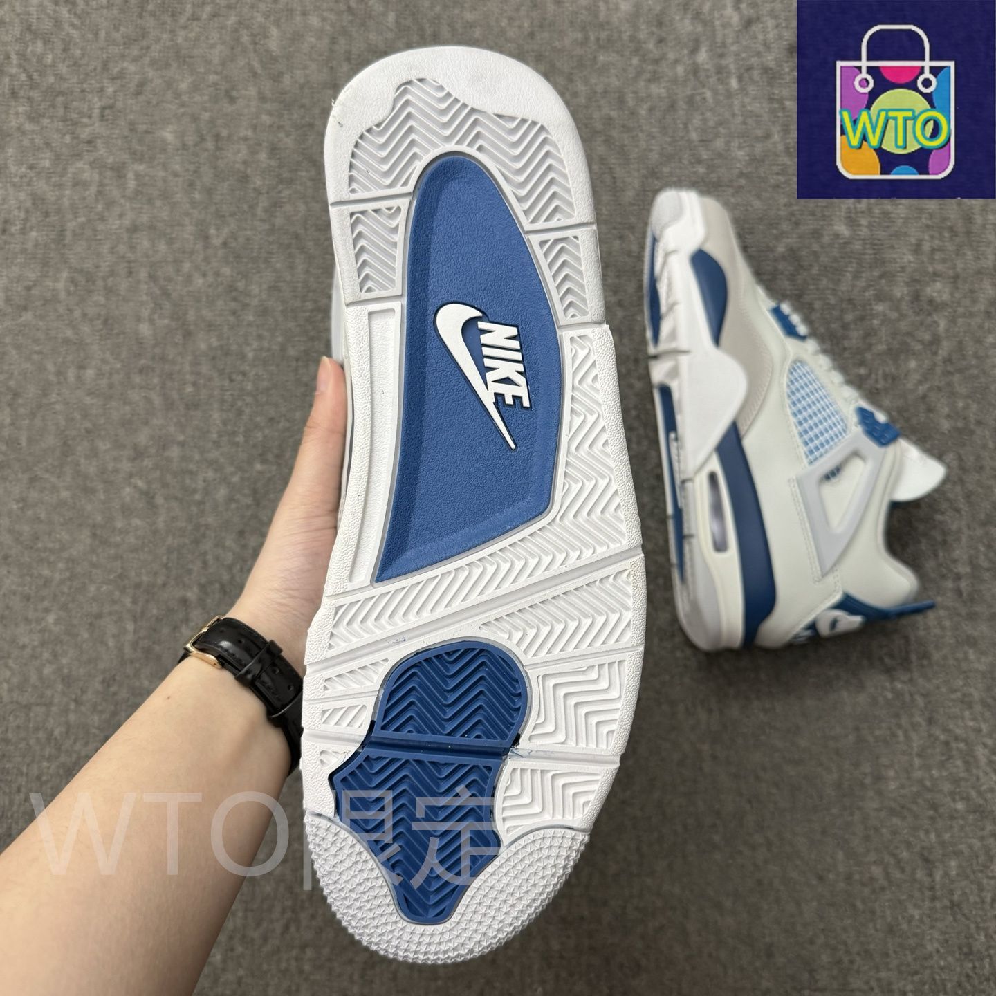 【新品未使用】ナイキエアジョーダン4 レトロ \"インダストリアルブルー\"　28㎝ Nike Air Jordan 4 Retro Industrial Blue ナイキ エア