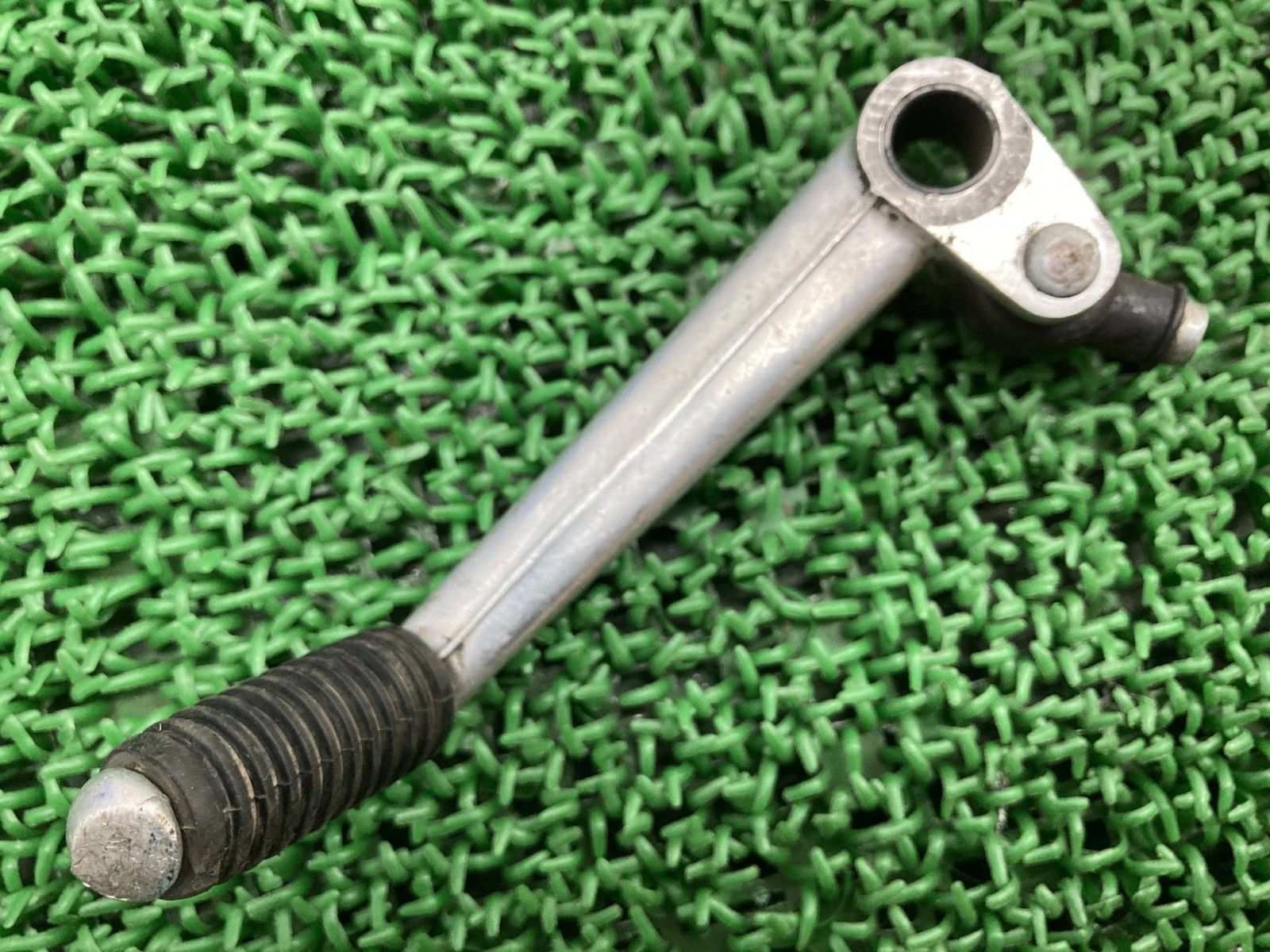 ゼファー400 シフトペダル カワサキ 純正 バイク 部品 ZR400C ゼファーカイ ペイント素材に 曲がり無し 品薄 品 eT