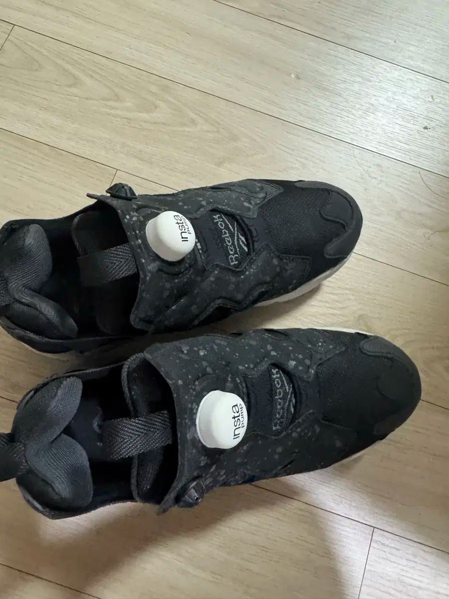 Reebok(リーボック) インスタポンプ フューリー 235 こモデルは現在ご