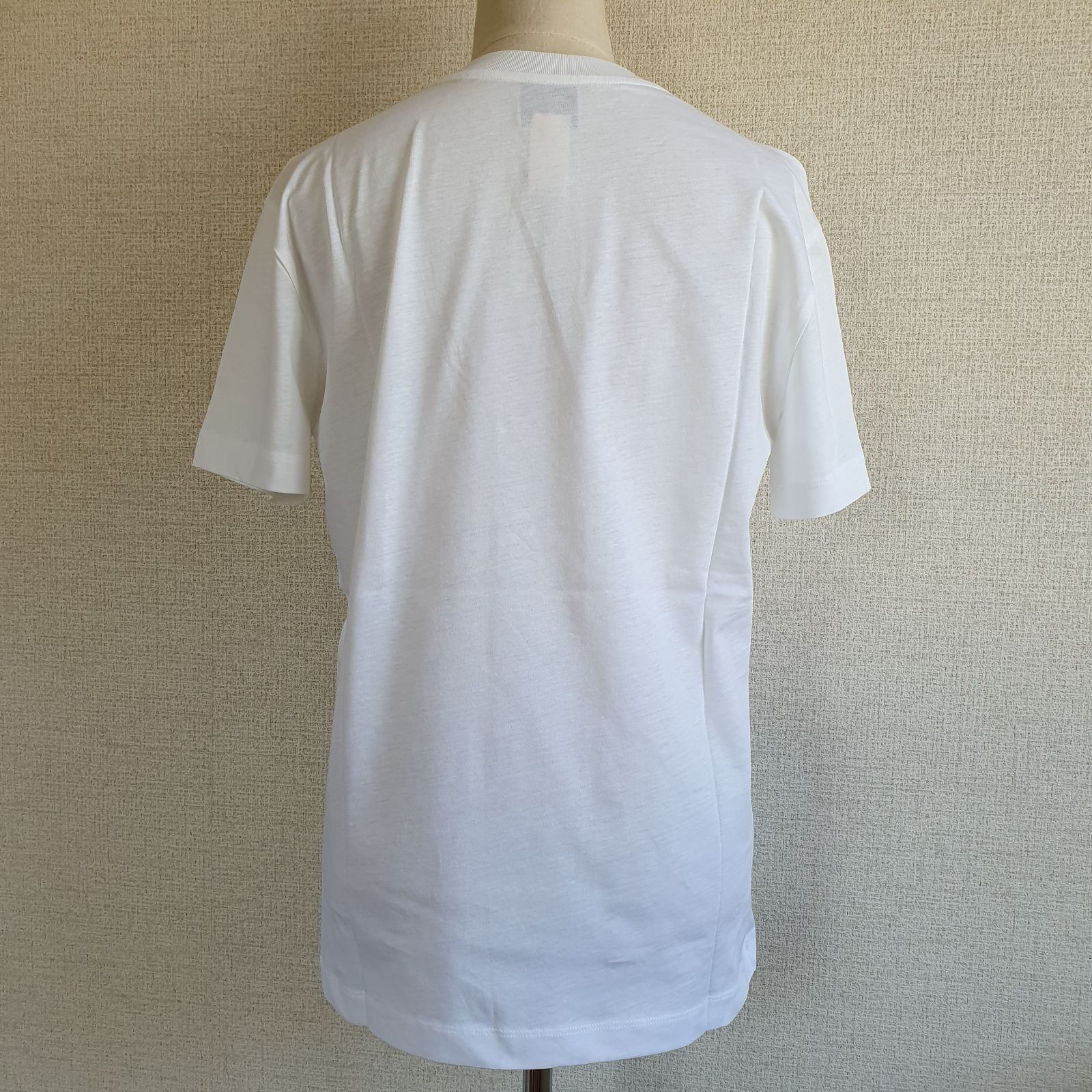 新品・未使用】PATOU パトゥ ロゴ オーガニックコットンTシャツ