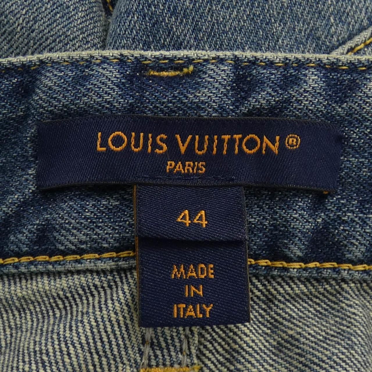 VUITTON