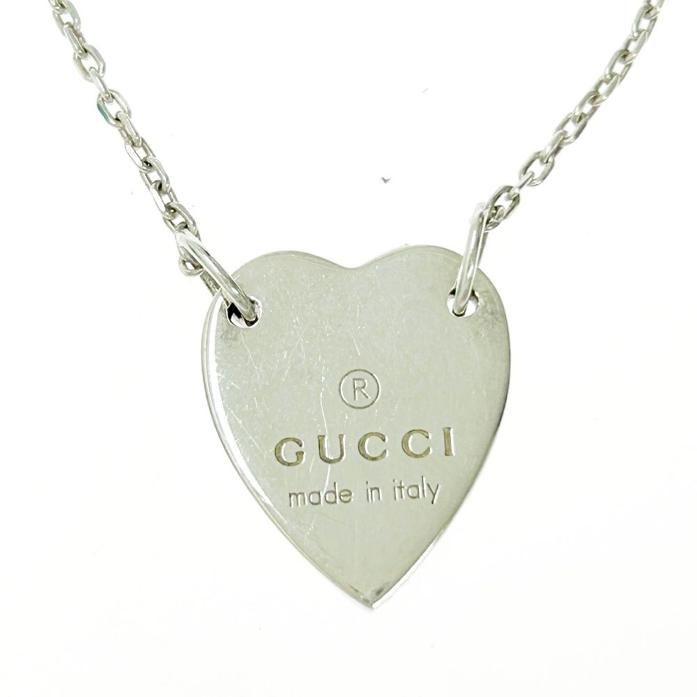 中古】【箱付き】 GUCCI グッチ シルバー ロゴ ハート