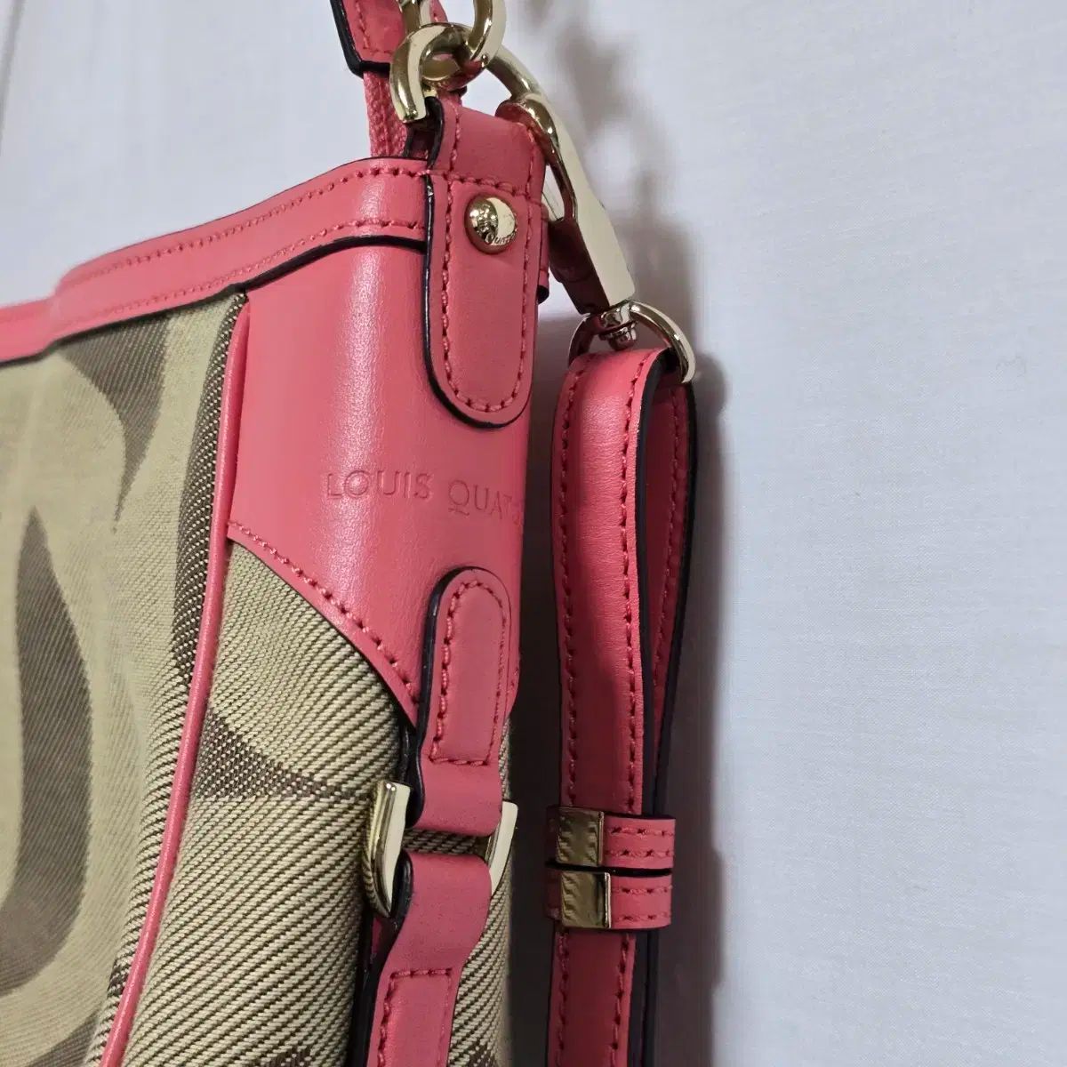 Louis Quatorze ルイカトーズ ロゴパターン ショルダーバッグ クロスバッグ ピンク ベージュ 10 01 DECORATOM_COM_BR