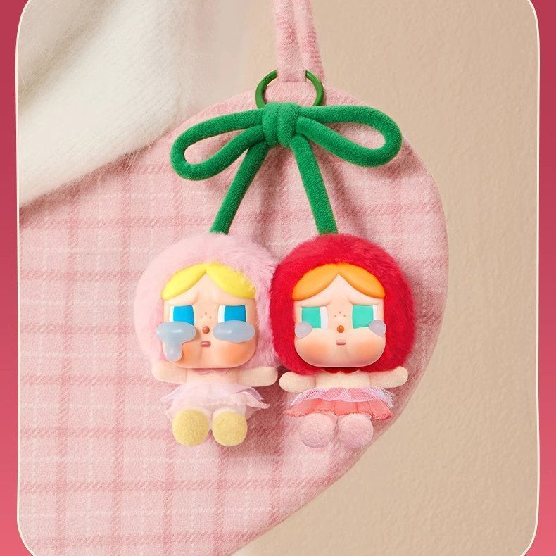 CRYBABY Crying For Love ぬいぐるみペンダント さくらんぼ 国内正規品CRYBABYCryingForLoveぬいぐるみペンダントさくらんぼ