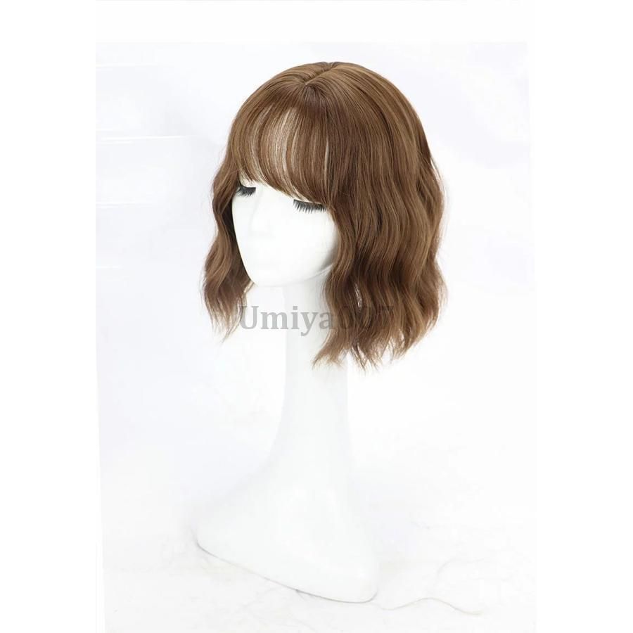 女性
