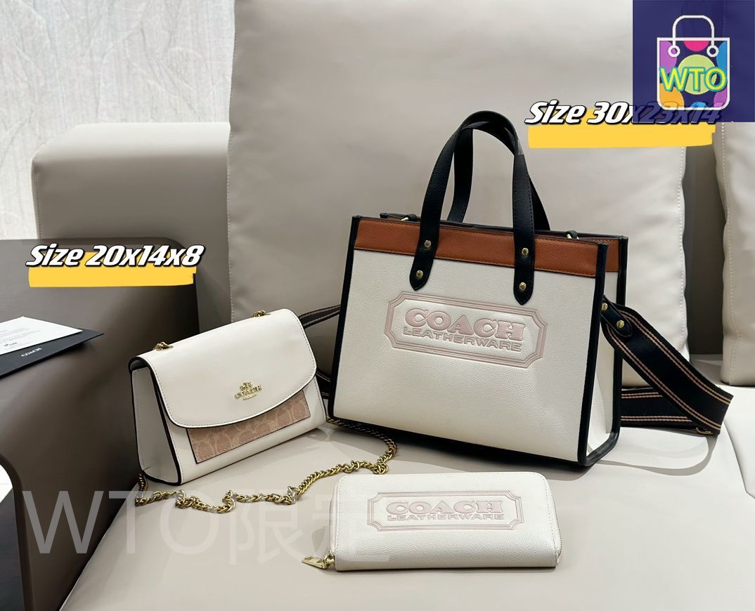 COACH のハンドバッグ