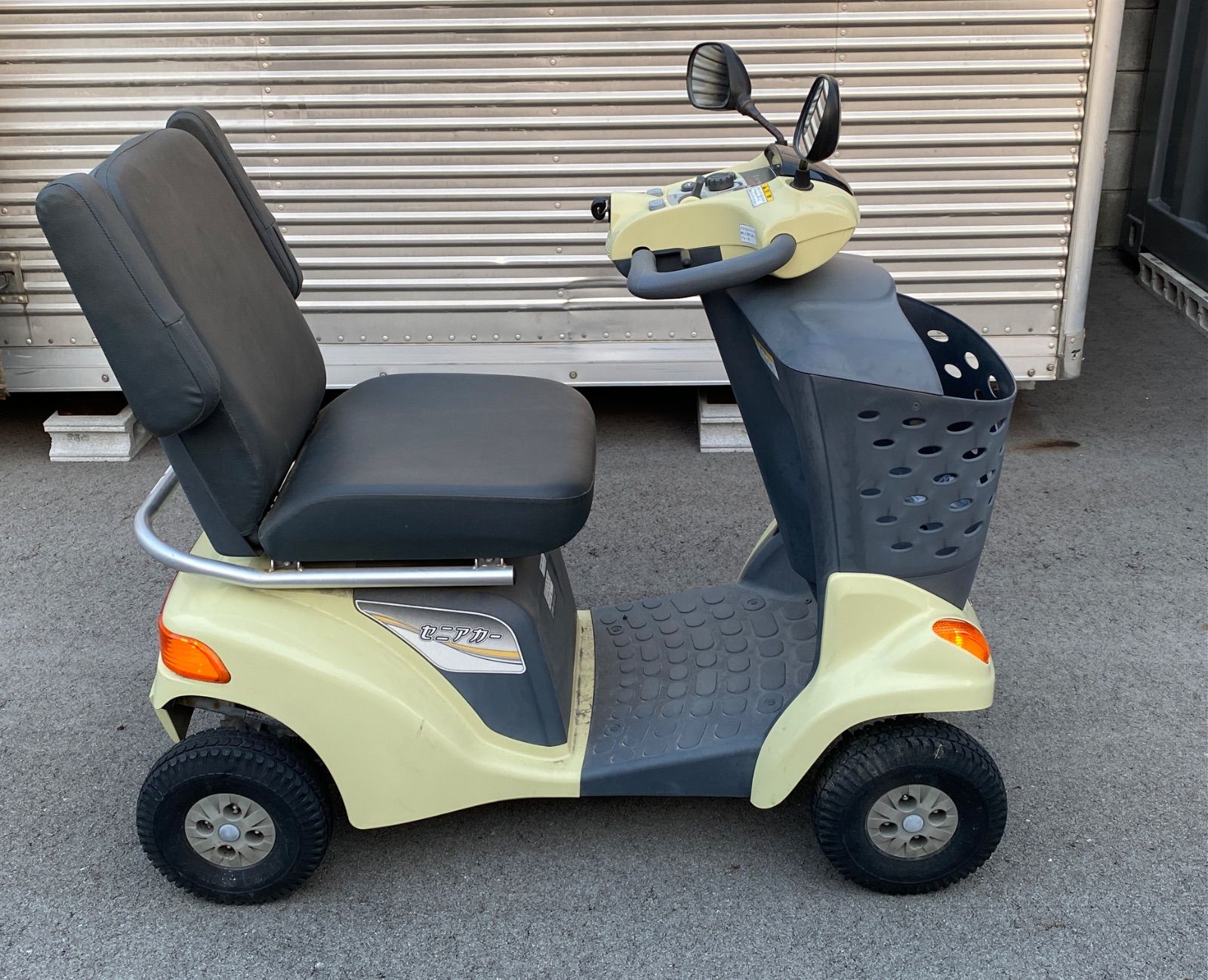 兵庫県より SUZUKI