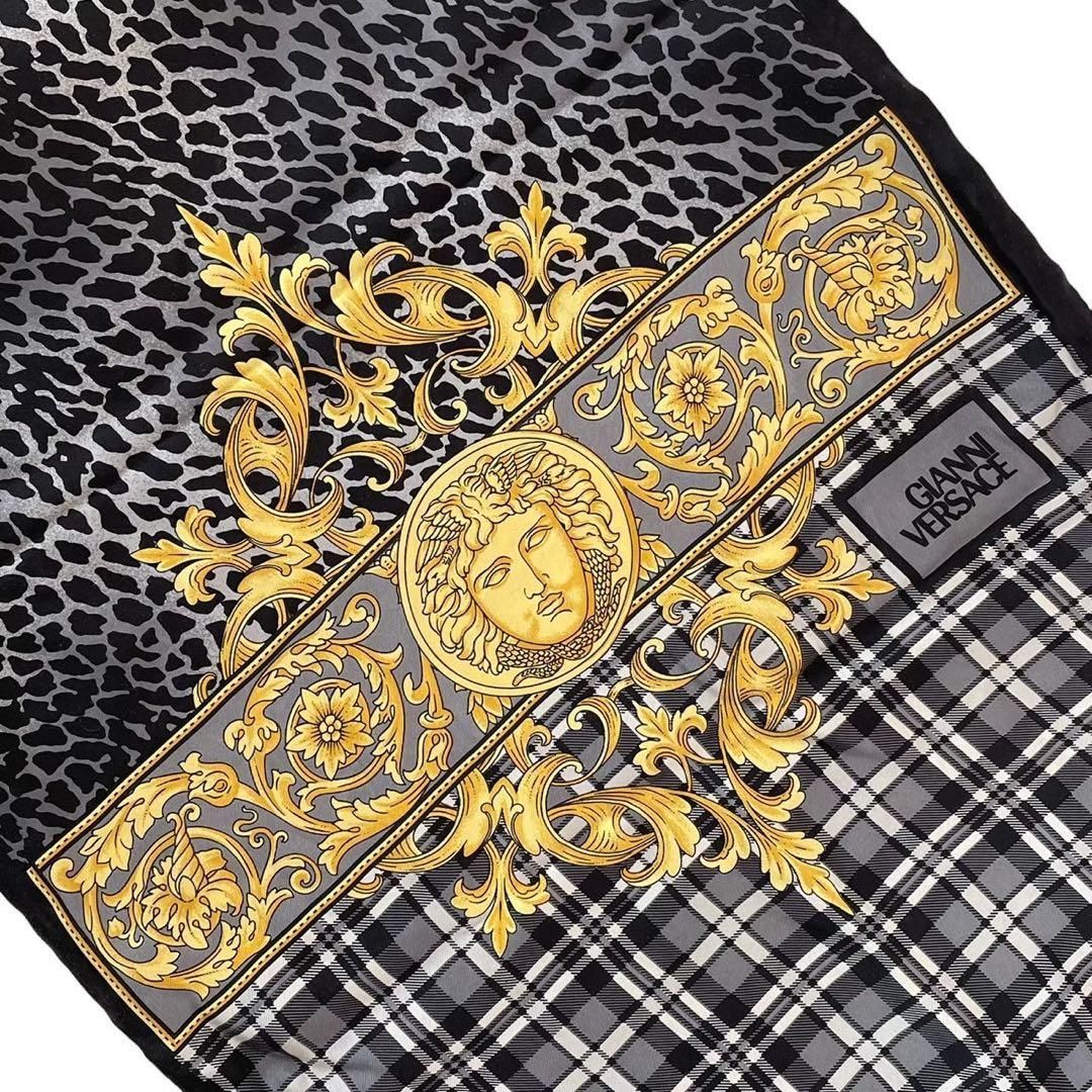 VERSACE ヴェルサーチ ストール グレー レオパード 豹柄 ウール シルク VERSACE ヴェルサーチ ストール グレー レオパード 豹柄 ウール