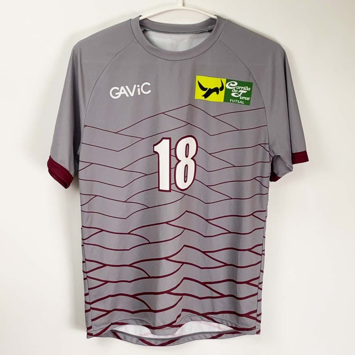 北海道Corrida・de・Toros コリーダ・デ・トロス  フットサル #18 ユニフォーム M/L 支給品 実使用 プレミアリーグ GAViC 北海道Corrida・de・Toros コリーダ・デ・トロス フットサル #18