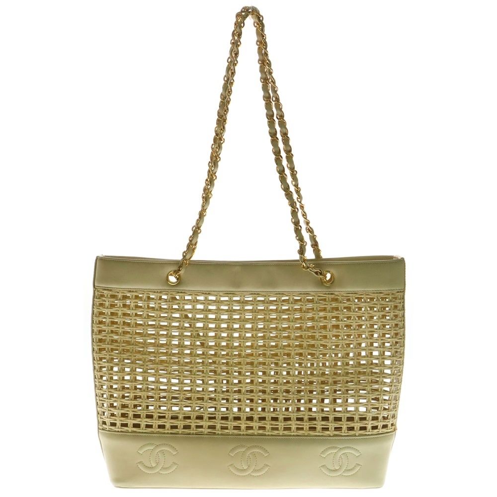 CHANEL (シャネル) トリプルココマーク ラムスキン レザー