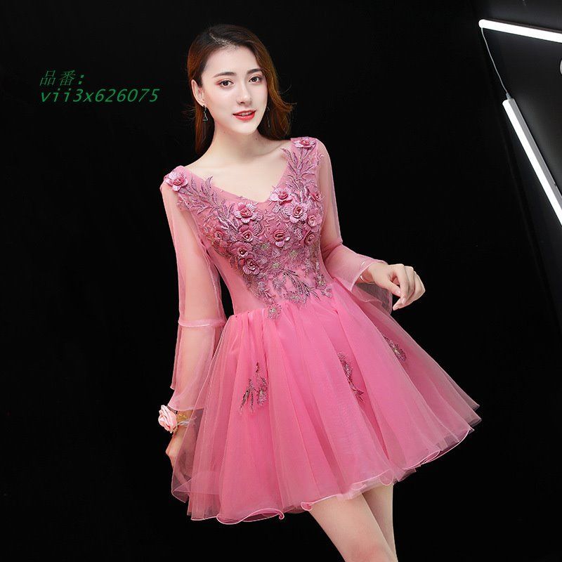 ☆未使用級 ローラアシュレイ ロングワンピース 花柄❤︎ フレア袖