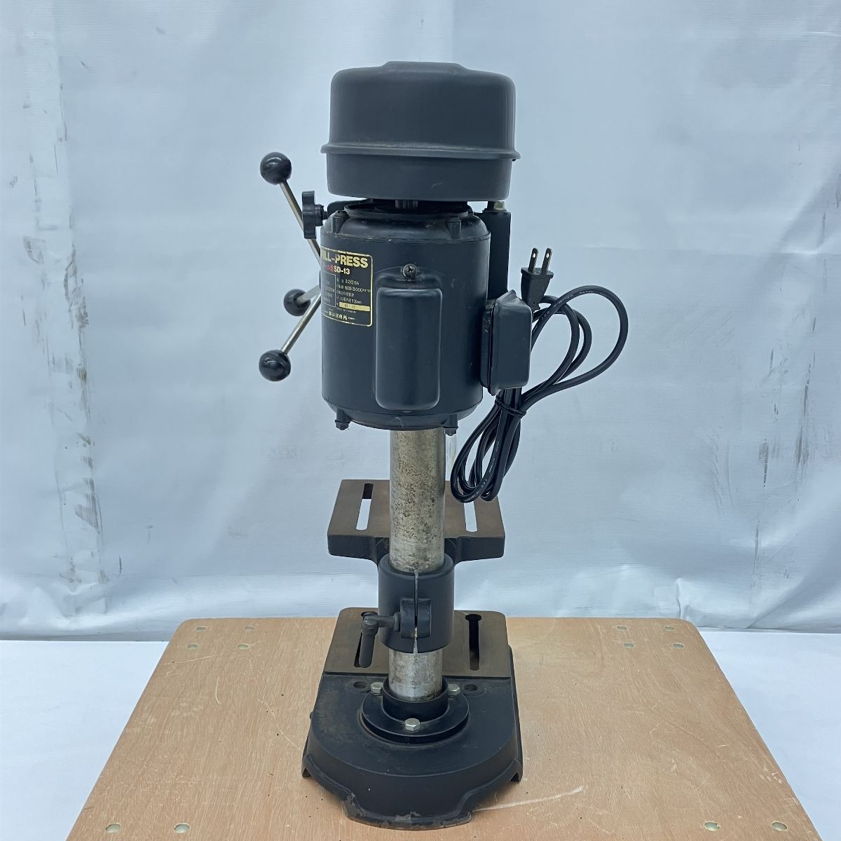 動作保証】 新興製作所 SHINKO SD-13 DRILL-PRESS 卓上 ボール盤 100V 50/60HZ 260/230W 5段変速  最大13mm DIY 日曜大工 穴あけ機 木工 鉄鋼 中古 C8962931 - メルカリ