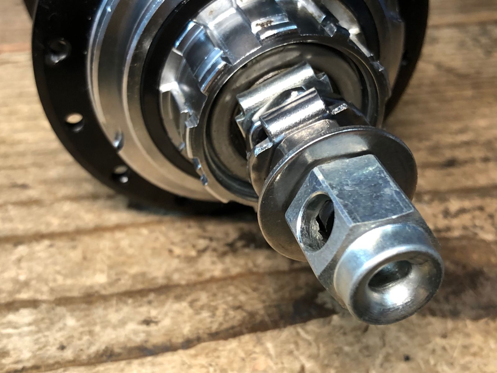 JM181 ブロンプトン Brompton Sturmey Archer Wide Ratio Hub ハブ 黒 BILLOVLOGS_CO_UK