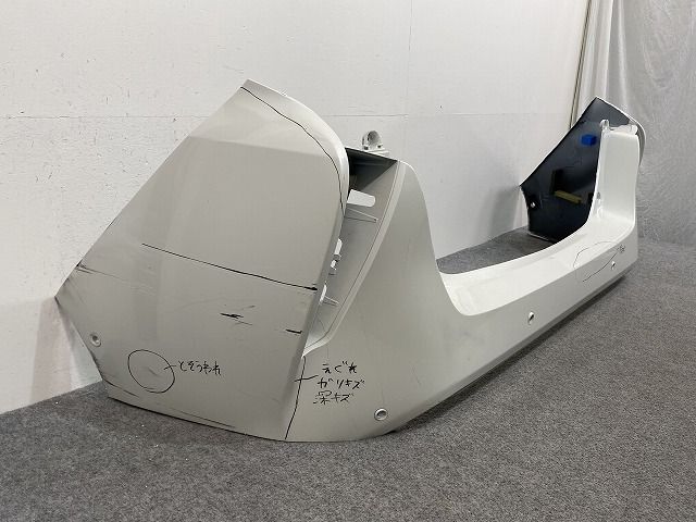 トヨタ純正 オプション 50プリウス リアディフューザー 50プリウス リア 純正 トヨタ純正 オプション 50プリウス リア