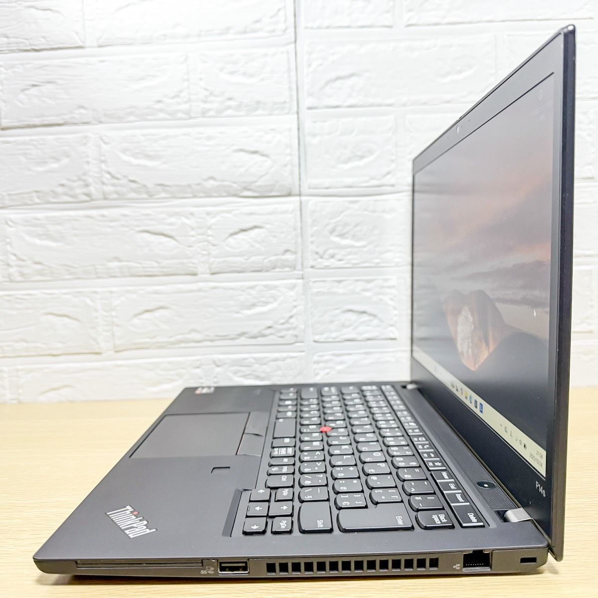 バッテリー良好】Lenovo ThinkPad P14s Gen1 Ryzen7 PRO 4750U