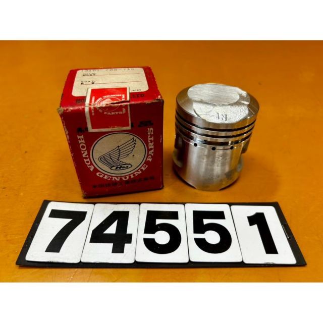 74551 HONDA ホンダ CB350FOUR 純正ピストン 13101-333-010