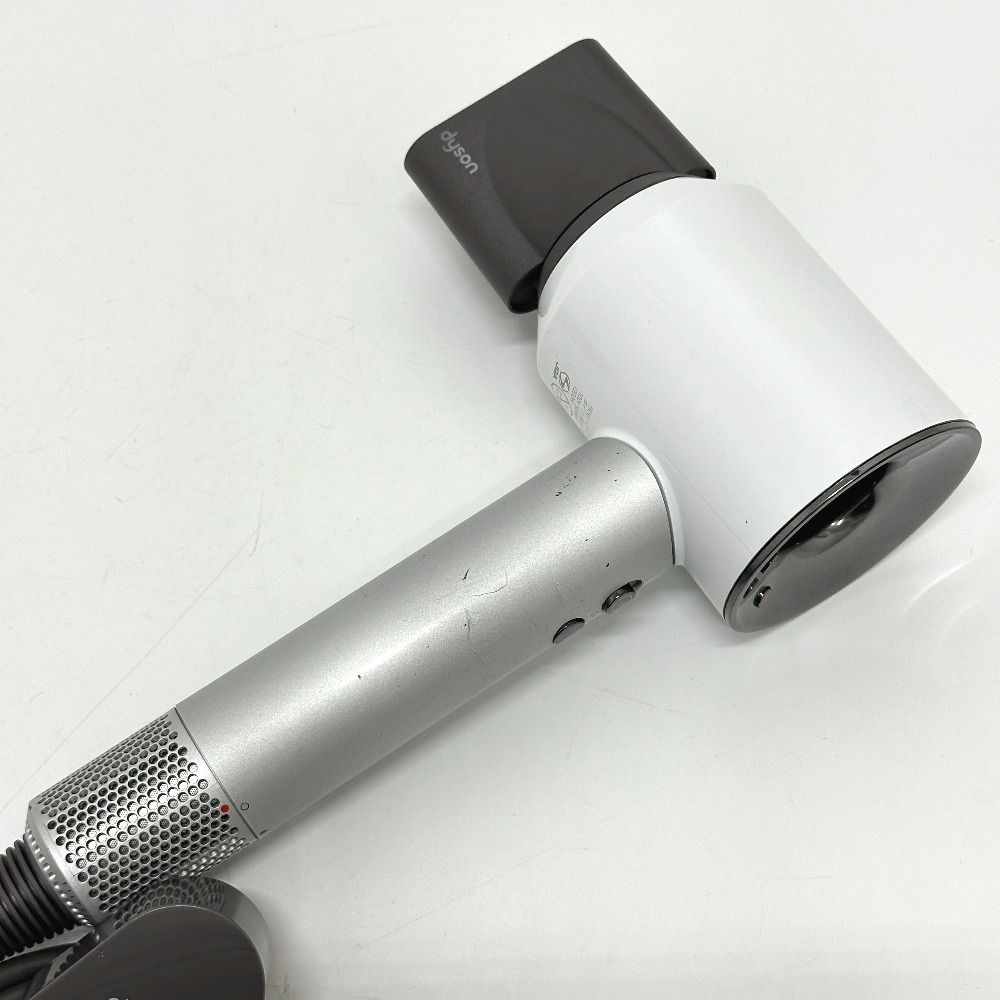 【美品】Dyson ダイソン HD01 ヘアードライヤー ホワイト ダイソン ヘアドライヤー Supersonic HD01 ホワイト／シルバー