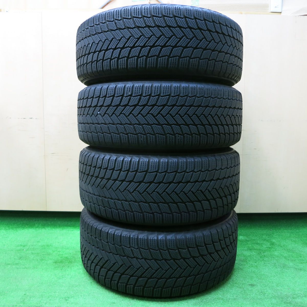 送料無料*バリ溝！21年！キレイ！9.5分☆ベンツ 等 BORBET 255/50R19 スタッドレス ミシュラン X-ICE SNOW SUV ボルベット  19インチ PCD112/5H☆3112409イス - メルカリ