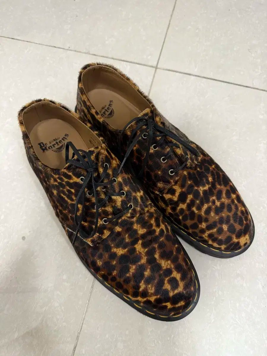 DR. MARTENS ドクターマーチン スミス ヒョウ柄 レオパード uk11