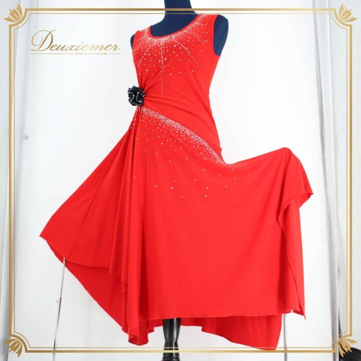 社交ダンス 衣装 スタンダード ラテン ドレス ワンピース レッスンウェア レディース オールシーズン レッド系 prima boutique プリマブティック 赤 ラインストーン コサージュ オールシーズン ドレス スポーツウェア フェスティバル コンサート