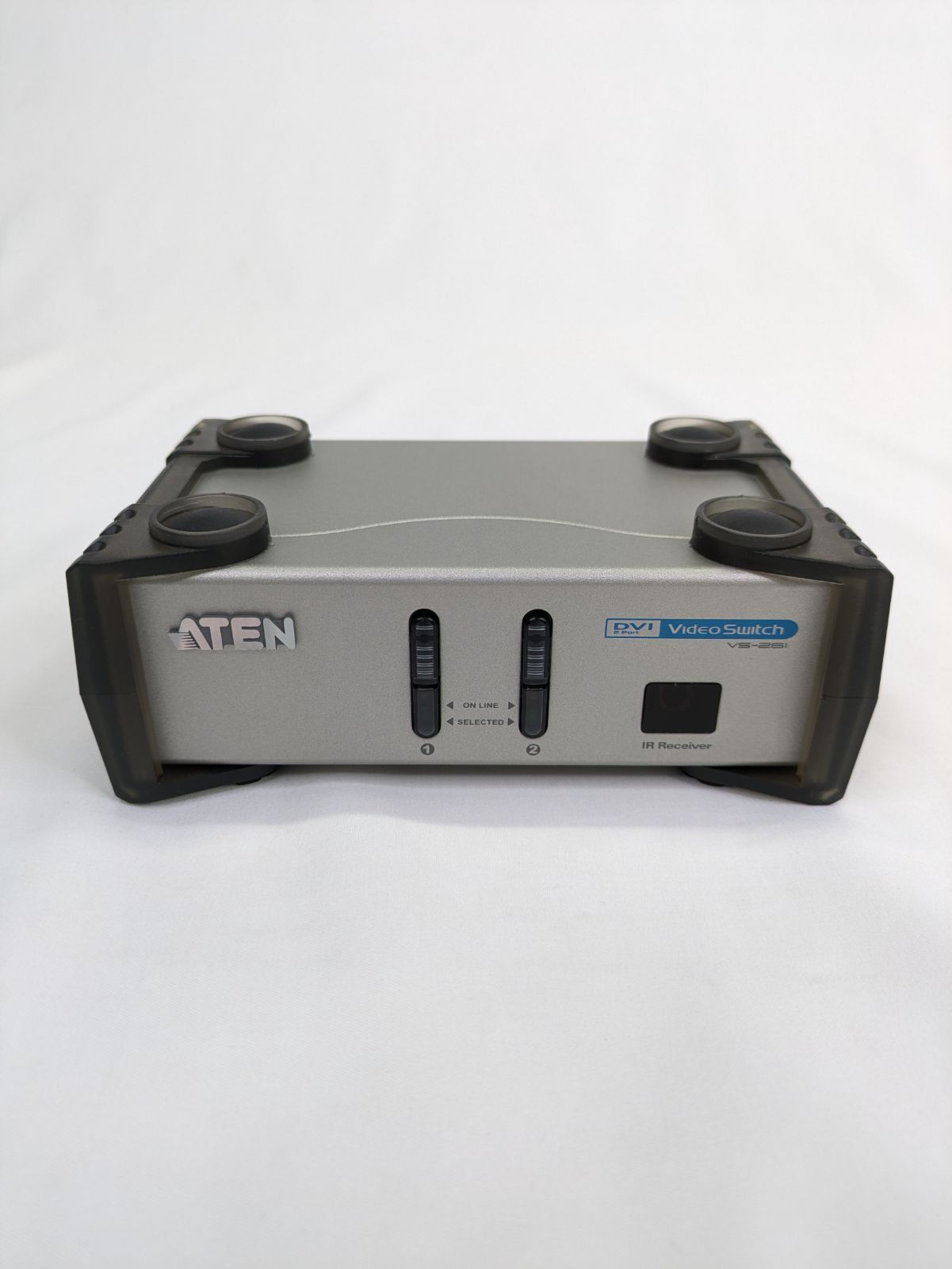 通電確認済み】ATEN・アテン・VS-261・2ポートDVI切替器・DVIビデオ