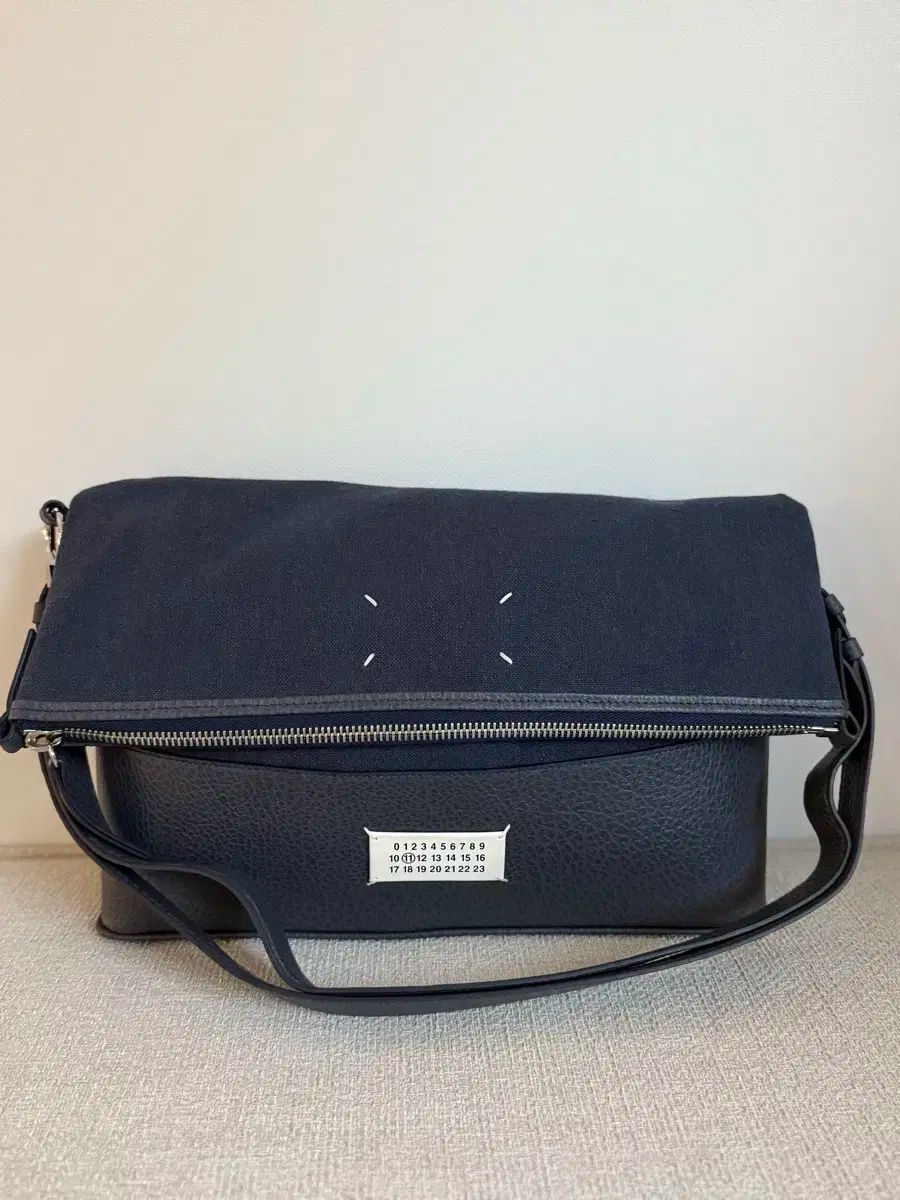 Maison Margiela(メゾン マルジェラ) クロスバッグ メゾン マルジェラ