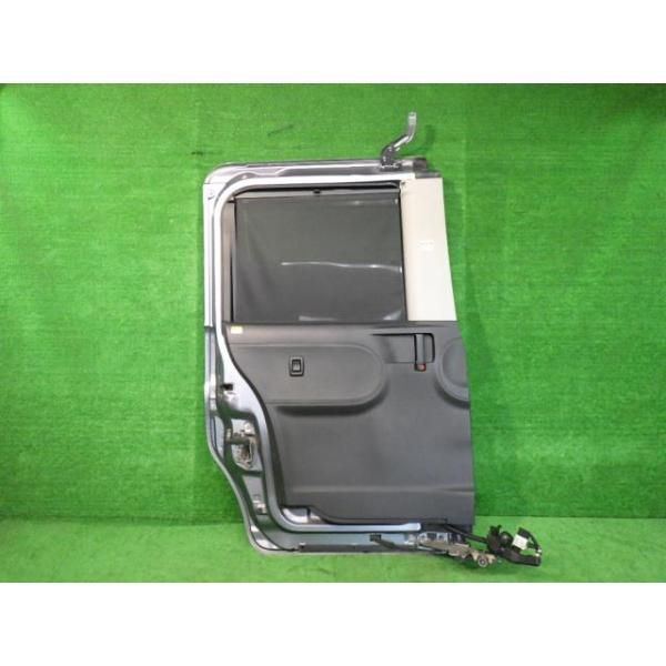 タント LA610S 右リアドア カスタムX 4WD ニホンイタ M31Q8 67003  