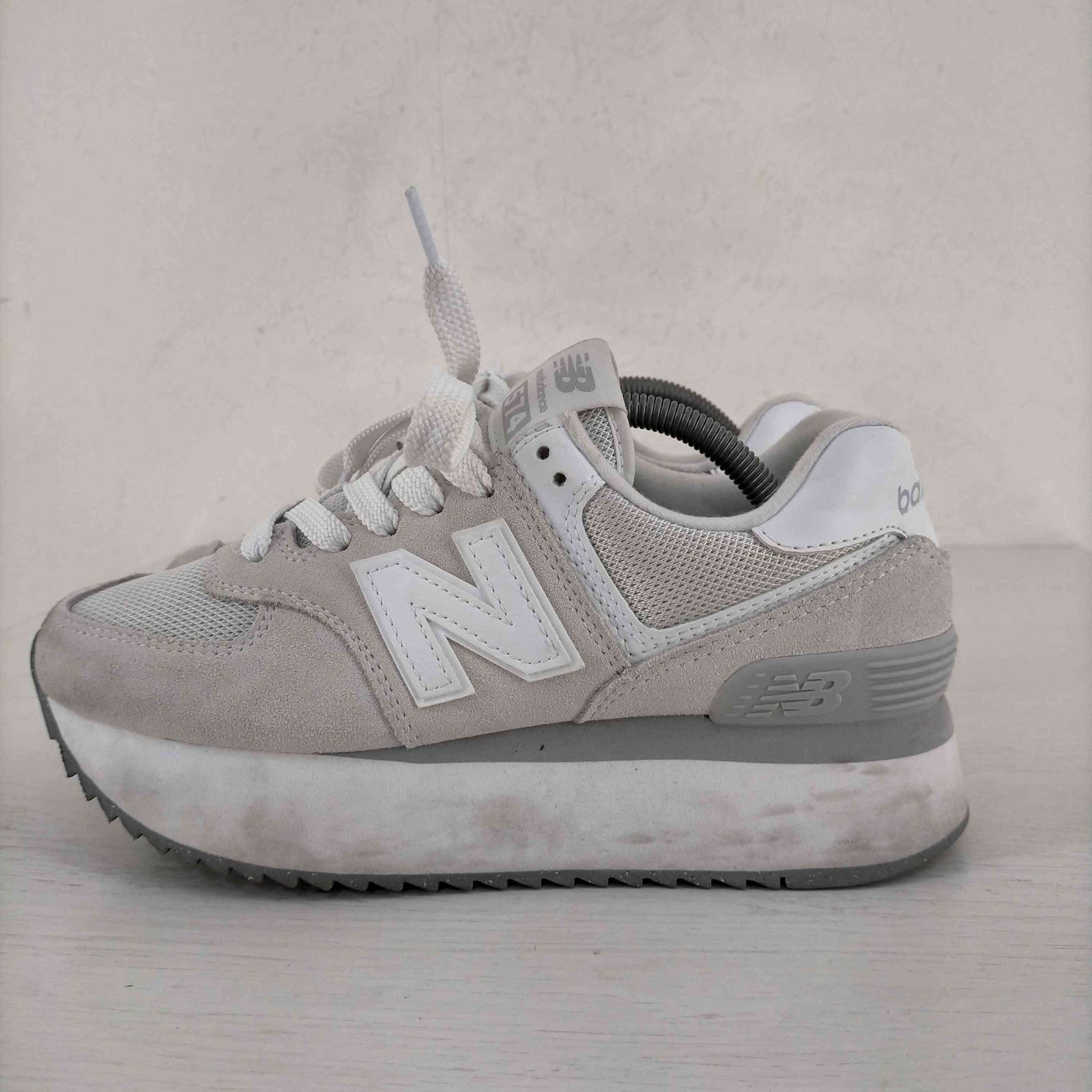 ニューバランス NEW BALANCE WL574ZSC レディース JPN：24.5 - メルカリ