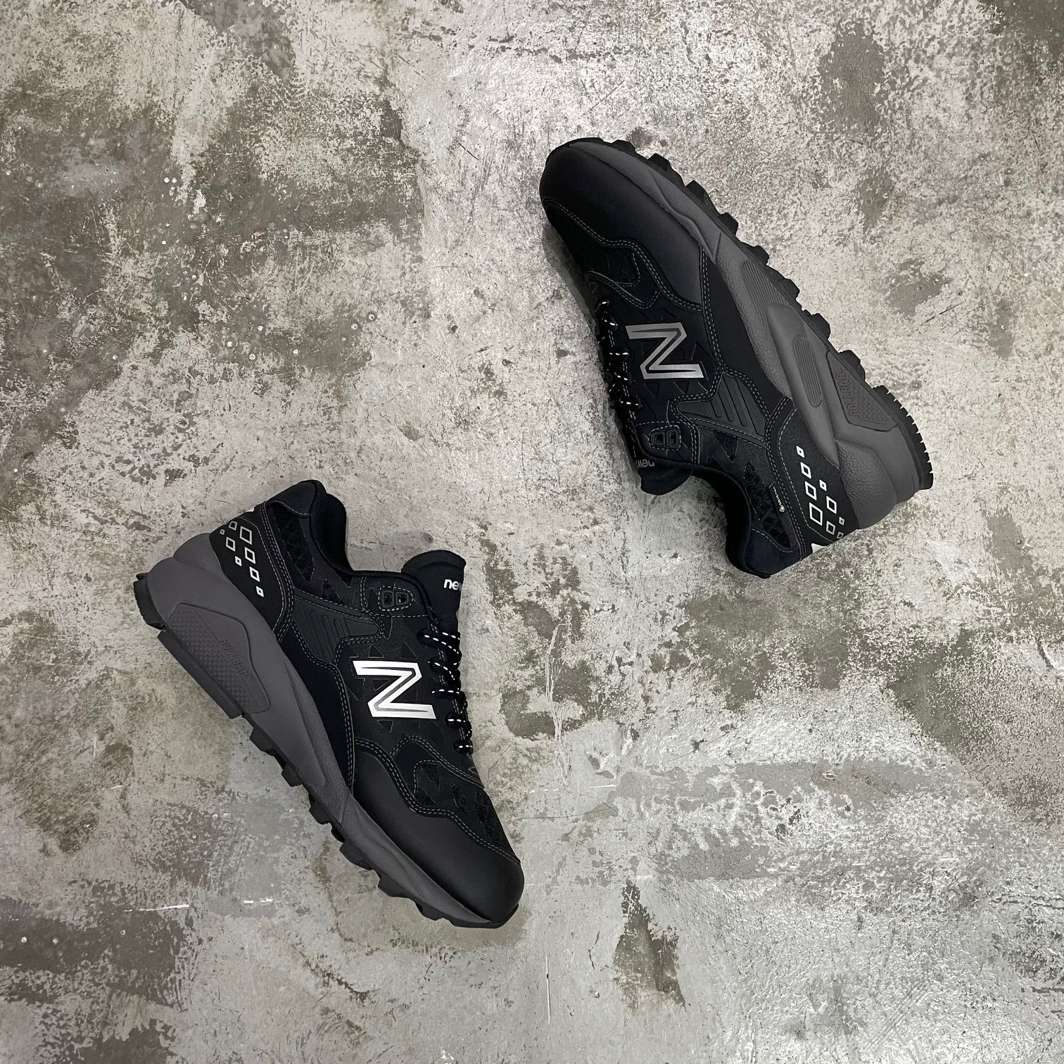 MASTERPIECE SOUND Hombre Niño mita sneakers New Balance 580 GORE 