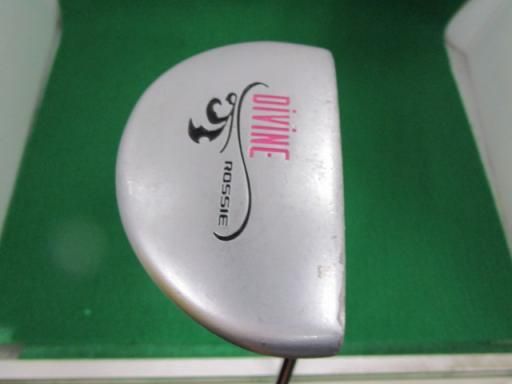 V21 美品　完売品 ディヴァインライン ピンク 2BALLパター レディス(パター（単品