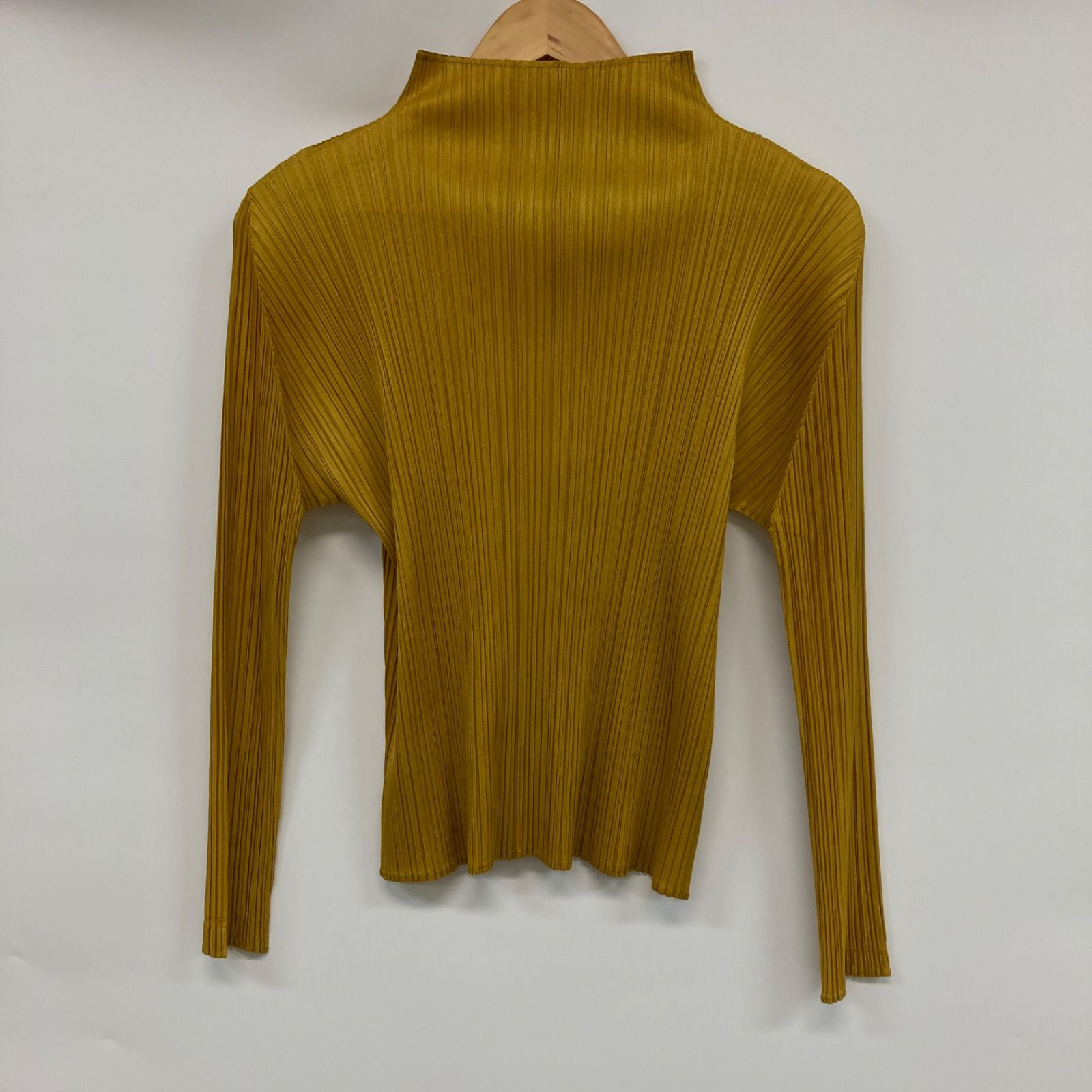 PLEATS PLEASE ISSEY MIYAKE プリーツプリーズイッセイミヤケ