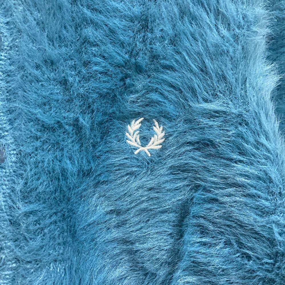 美品　フレッドペリー×レイビームス別注 シャギーカーディガン ブルー Ray BEAMS（レイビームス）の「FRED PERRY × Ray BEAMS / 別注