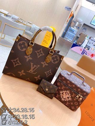 LOUIS VUITTON トートバッグ 財布  ハンドバッグ   化粧ポーチ