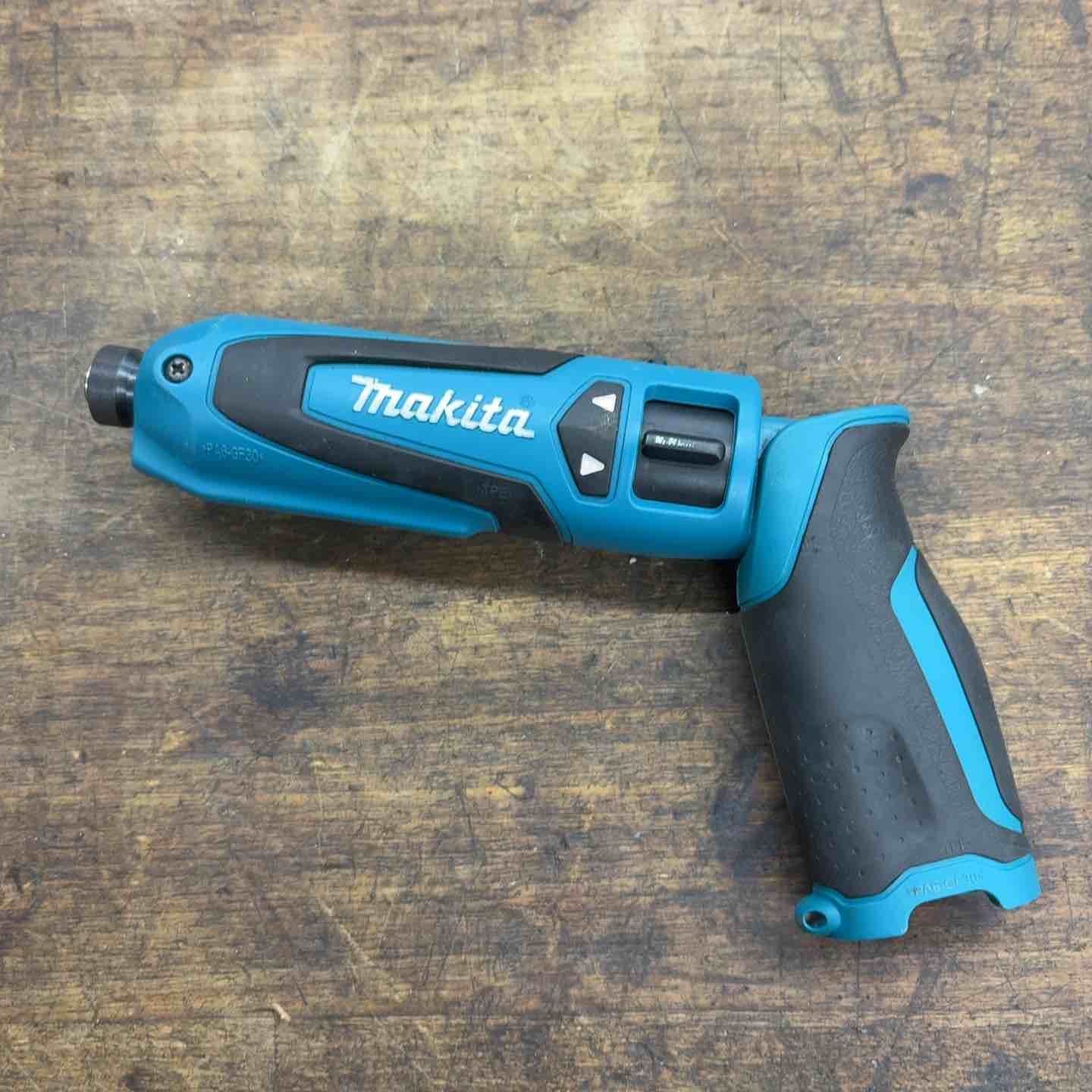 マキタ makita コードレスペンインパクトドライバー TD021DZ 八潮店