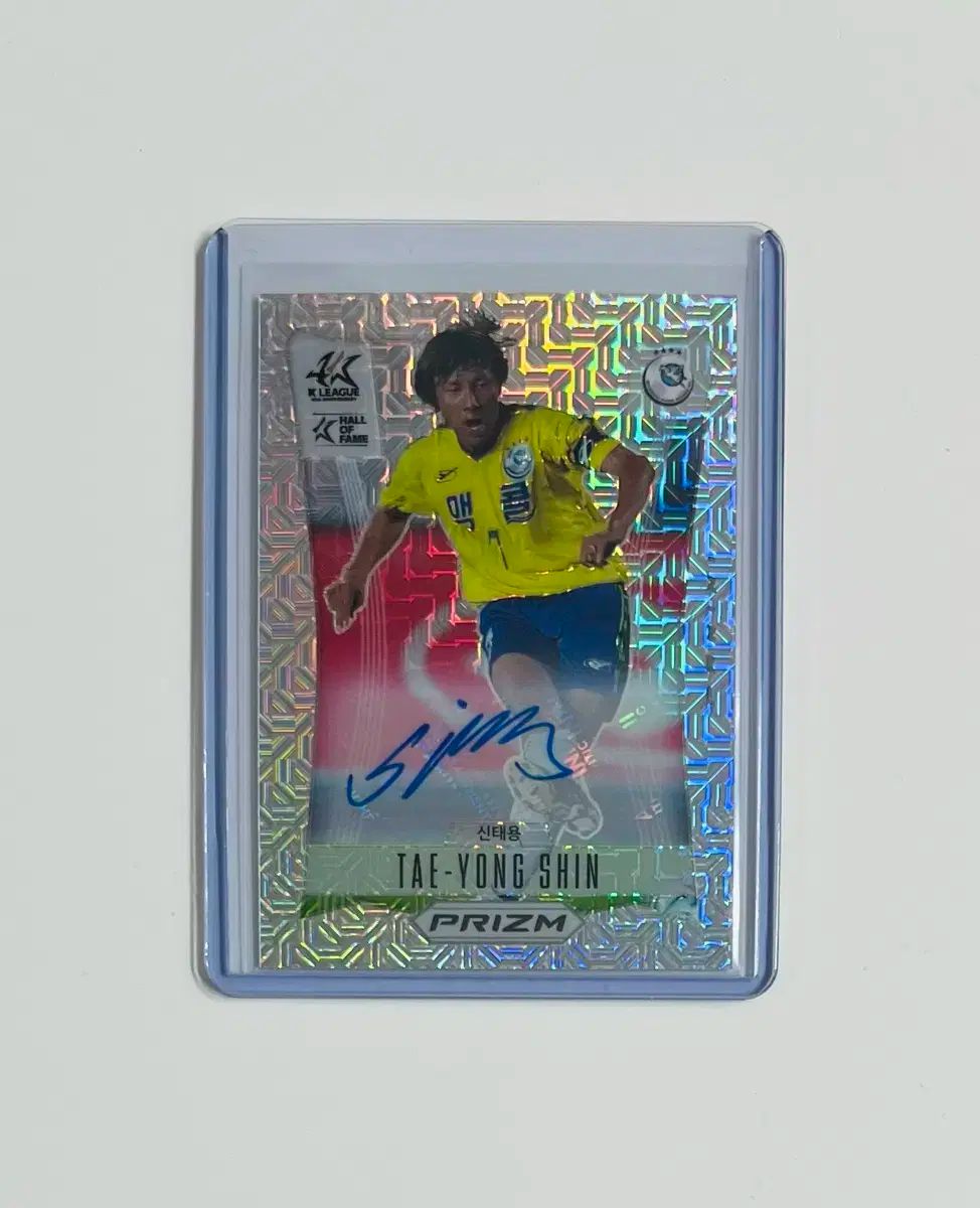 ソンナム・イルファ シン・テヨン 2023 Panini パニーニ K リーグ プリズム 模造 オート 25 腸 限定