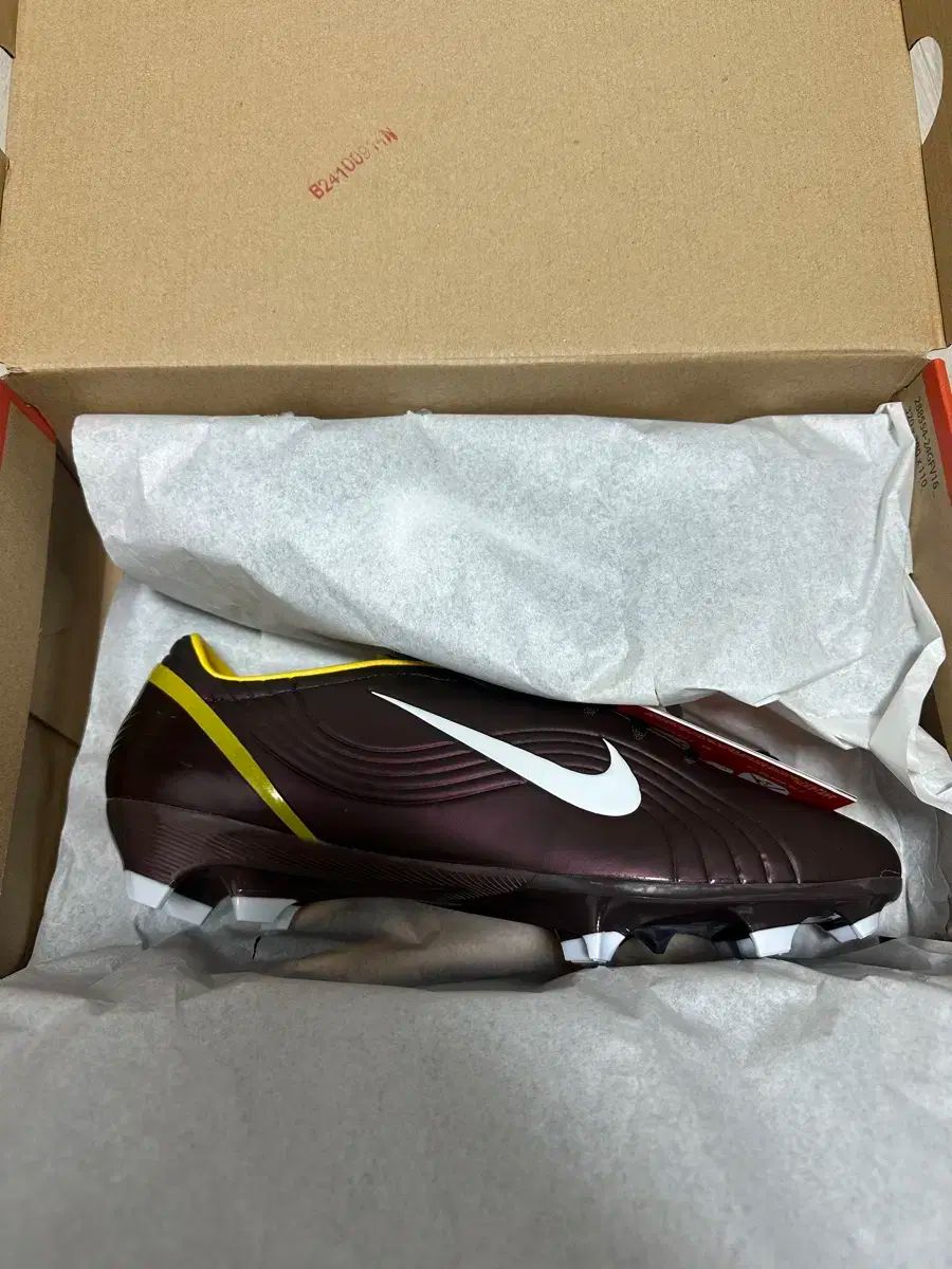 Nike マーキュリアル 27.5 NIKEマーキュリアルスーパーフライ5 SG 27