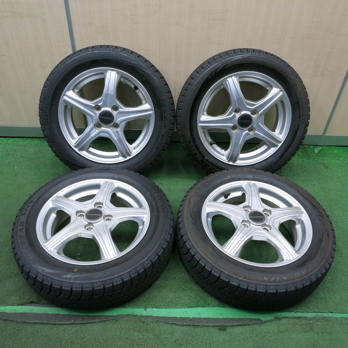 送料無料* バリ溝！20年！ほぼ10分☆スタッドレス 155/65R14 