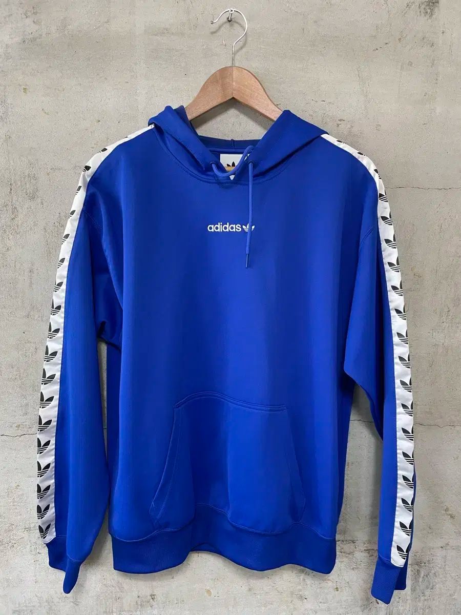 【雷市場（ポンジャン）商品韓国直送】 adidas(アディダス) フード付きTシャツ 青 XL